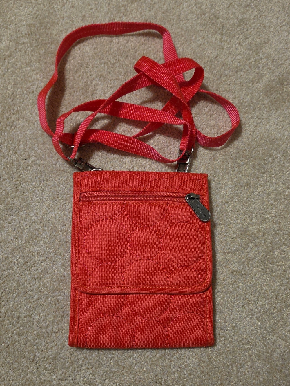 Thirty-one Hot Pink Quilted Crossbody Pouch NWOT